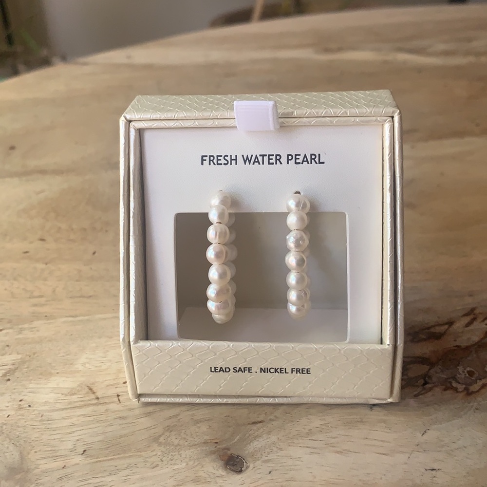 HOUSE of HARLOW 1960 Fresh Water Pearl Hoop Earrings